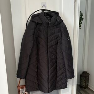 Nautica Charcoal Hooded Quilted Jacket XL. Like new!